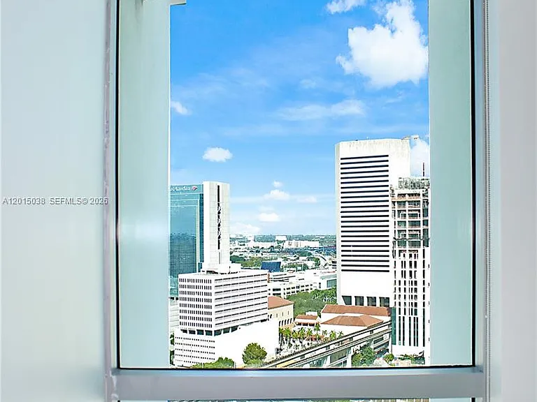 350 S Miami Ave #2713 — Photo 30