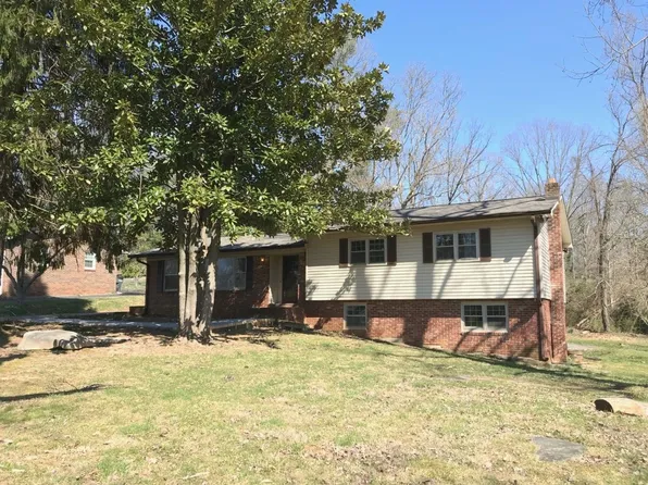 975 Melrose Dr, Cookeville, TN 38501