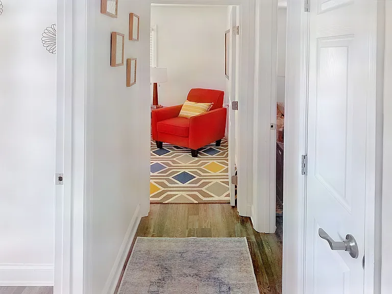 2479 Julia Ave — Photo 14