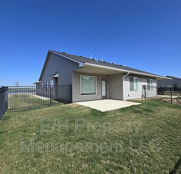 12195 N Fennec — Photo 31