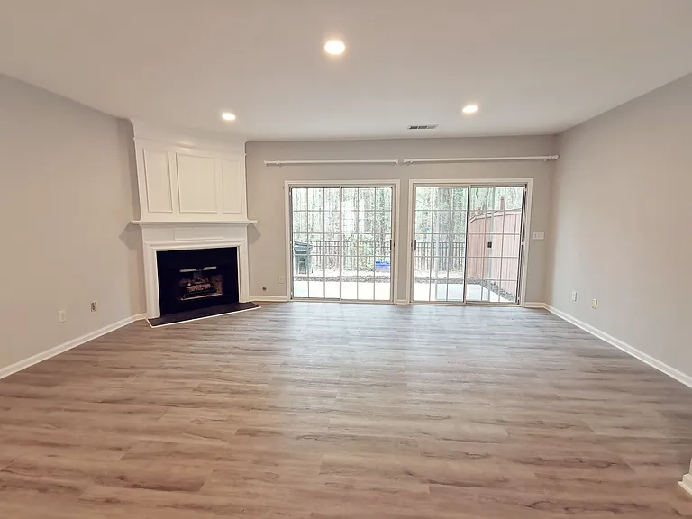 4645 Valais Ct #125 — Photo 13