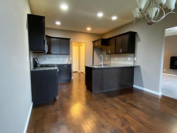 4th image of 10107 Brompton Ct