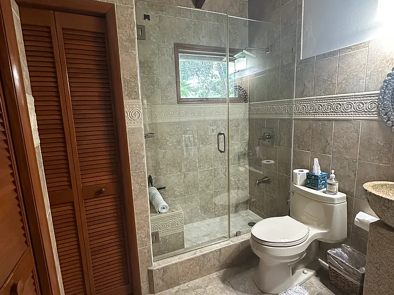 1028 Malaga Ave — Photo 8