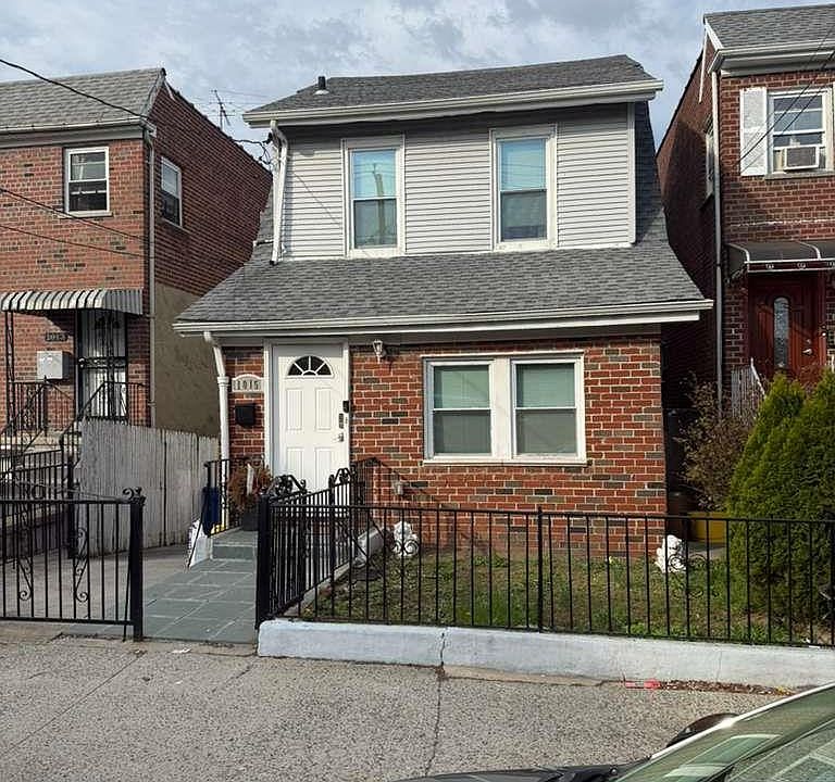 1st image of 1015 Revere Avenue