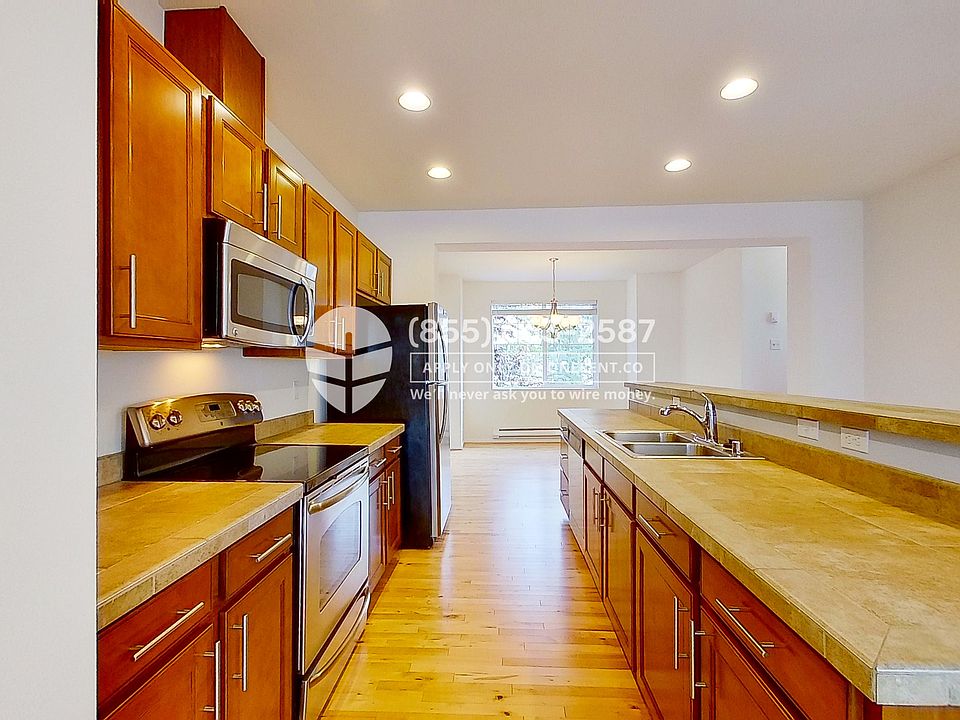1st image of 332 126th Pl SE #A
