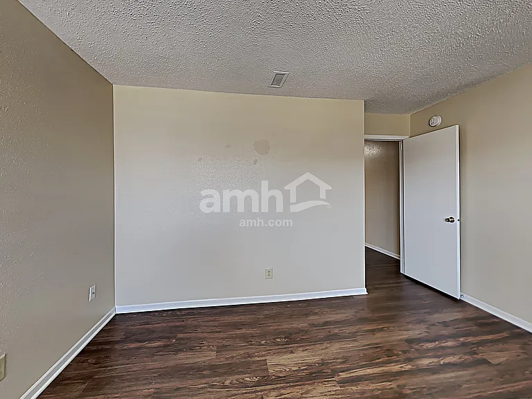 8629 Blooming Grove Dr — Photo 18