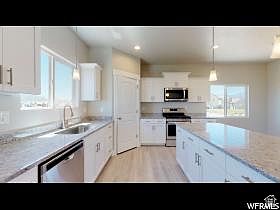 3rd image of 8631 N Cypress Aly