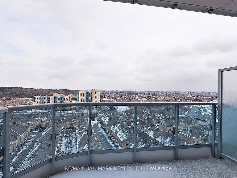 9471 Yonge St #Penthouse 01 — Photo 17