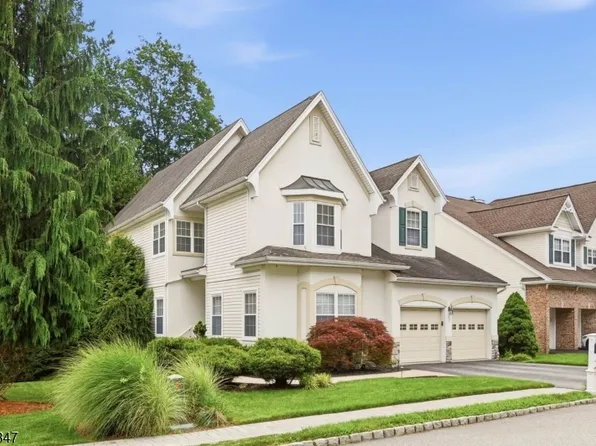 53 Ramapo River Trce, Oakland Boro, NJ 07436