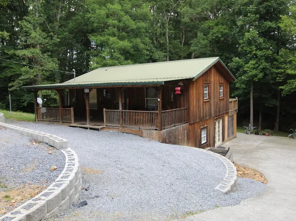 2318 Chatsworth Hwy, Calhoun, GA 30701