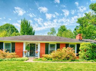 1412 Mirimar Rd, Graymoor Devondale, KY 40222