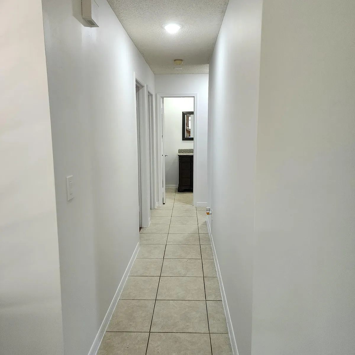 Building Photo - 9915 NW 41st Ct