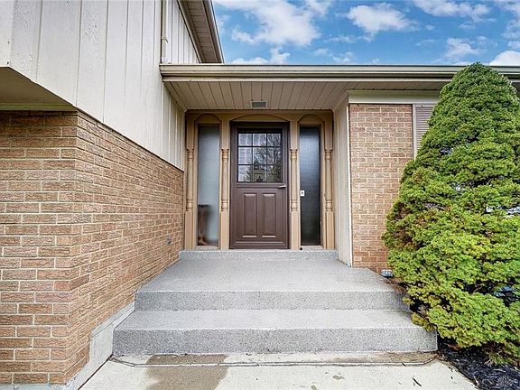 3rd image of 414 Cedarleaf Dr