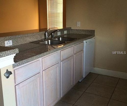 3rd image of 1392 Lake Baldwin Ln