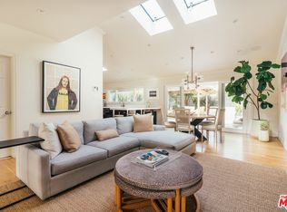 7515 W 88th Pl, Los Angeles, CA 90045