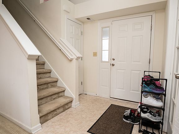 5th image of 5014 Greenside Dr