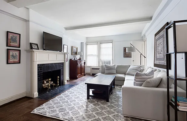 Sold by Compass | media 3