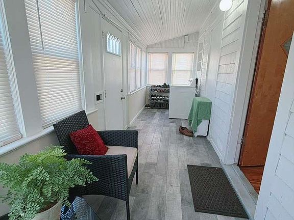 2nd image of 3408 ELY Avenue