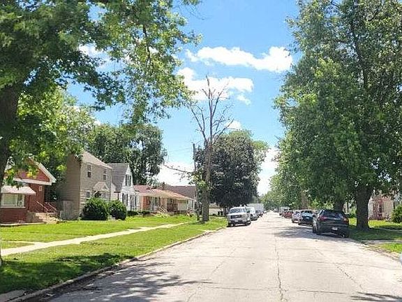 5th image of 14917 Grant St
