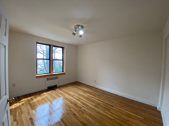 3rd image of 62-20 84th St #C32