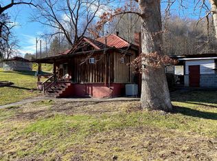 4930 Couch Rd, Coeburn, VA 24230