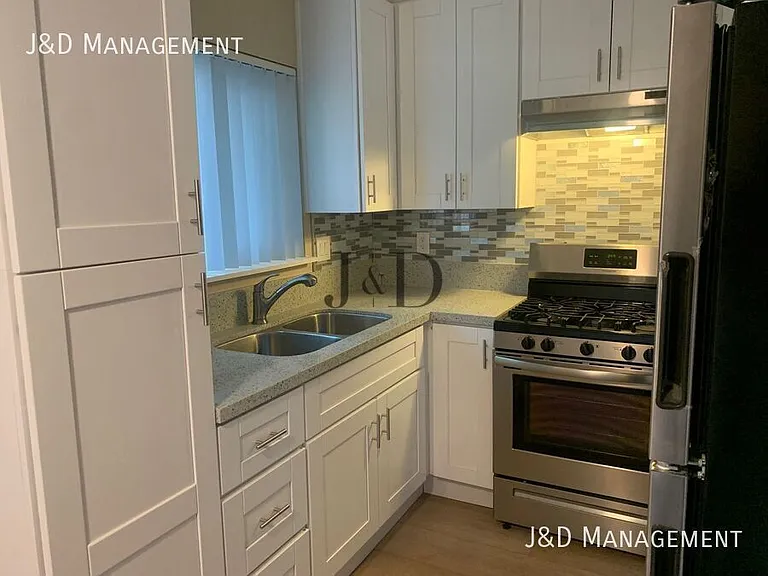 2664 Magnolia Ave #3 — Photo 4