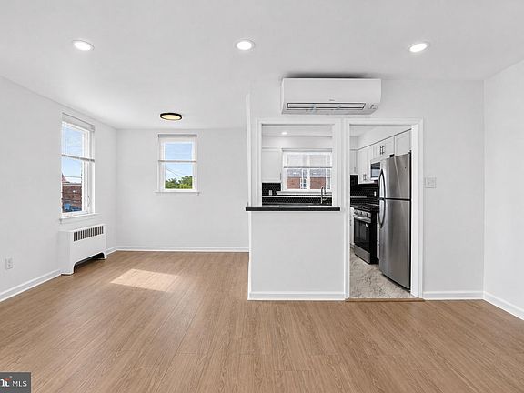 5th image of 1301 E Johnson St Floor 2