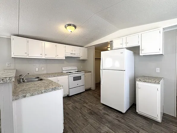100 Indian Trl, Harker Heights, TX