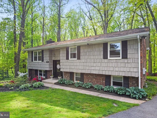 1501 Shady Hill Ct, Sykesville, MD 21784