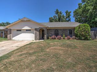 425 W East St, Jenks, OK 74037