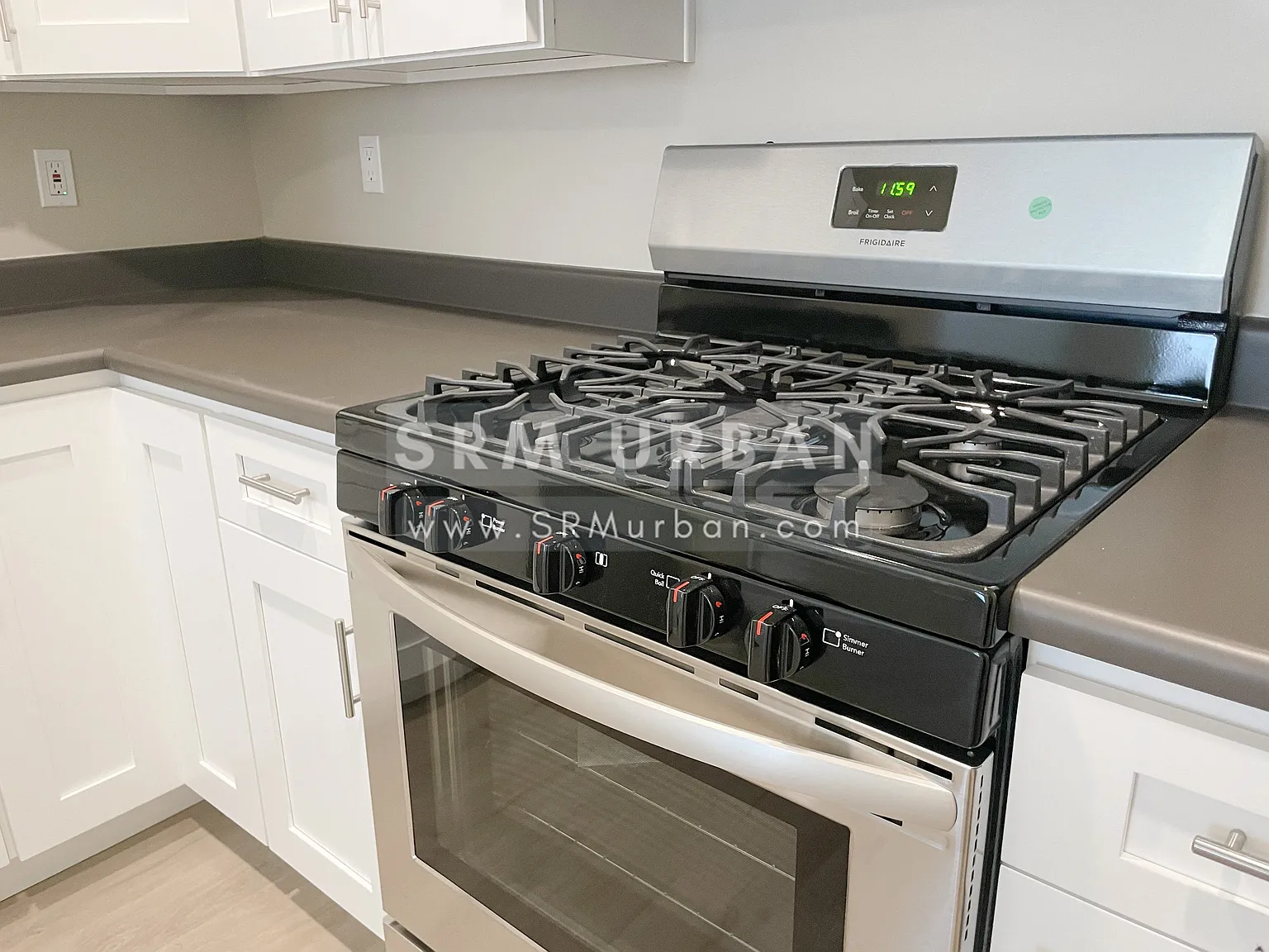1 bed, 400 sqft, $2,195 — Photo 3