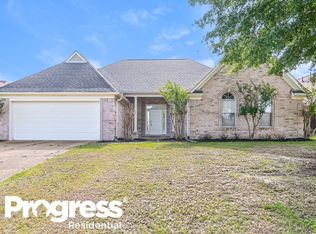 7788 Alexanders Crossing Dr, Olive Branch, MS 38654