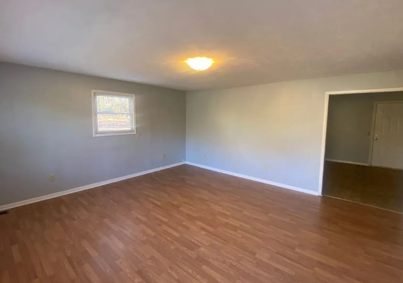 3 Bedroom 2 Bathroom Home located in Greeneville, TN — Photo 2