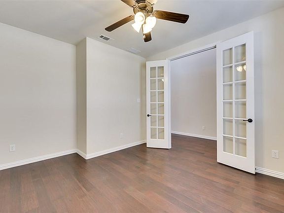 4th image of 8604 Landreth Dr