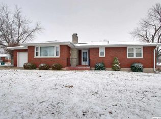 2415 Sterling Ave, Quincy, IL 62301