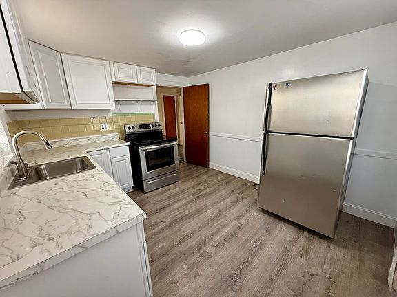 5th image of 27 Hartwell St