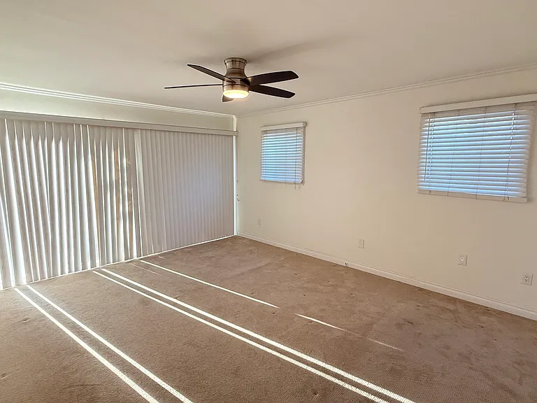 1901 N Bellflower Blvd — Photo 30