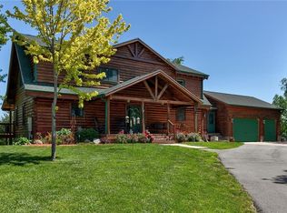 7909 NW Beaver Dr, Johnston, IA 50131
