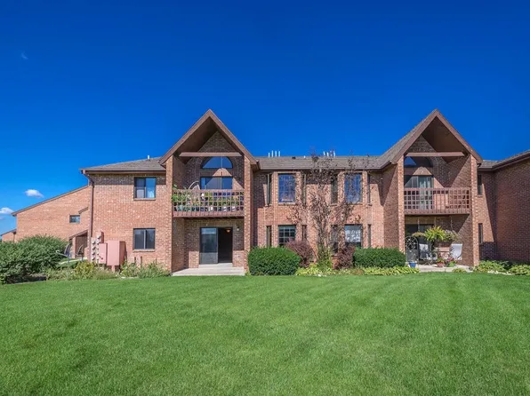 N58W23869 Hastings Ct, Sussex, WI 53089