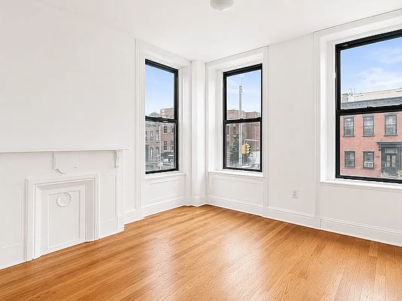 4th image of 758 Marcy Ave APT 7