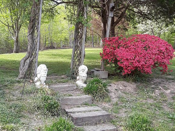 5th image of 2319 Old Callahan Dr