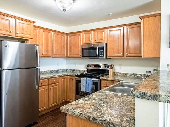 Heritage Estates, 800 E Heritage Dr #90201, Marshfield, WI 54449