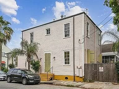 3rd image of 1303 Barracks St
