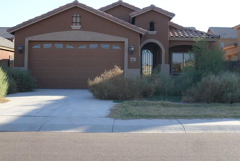 1st image of 749 W Mesquite Tree Lane