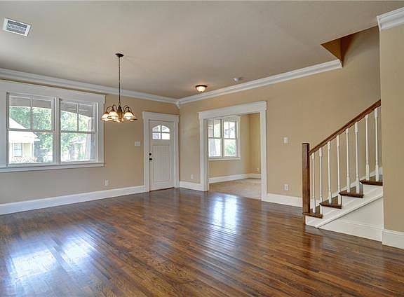 5th image of 1606 S Henderson St
