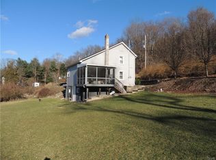 753 Lower Cherry Valley Rd, Stroudsburg, PA 18360