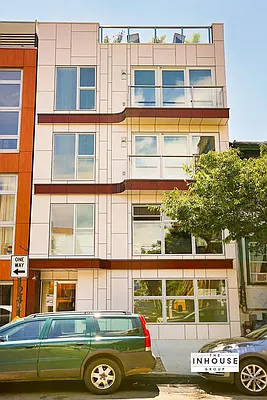 Sold by The In House Group | media 17
