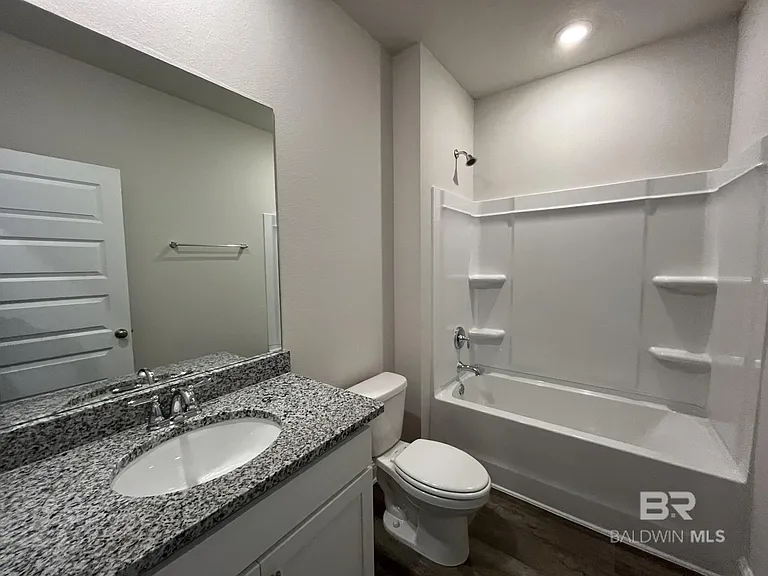 14836 Dayton Cir — Photo 6