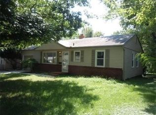9105 E 73rd St, Raytown, MO 64133