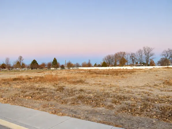595 N Esquire Pkwy, Castle Dale, UT 84513